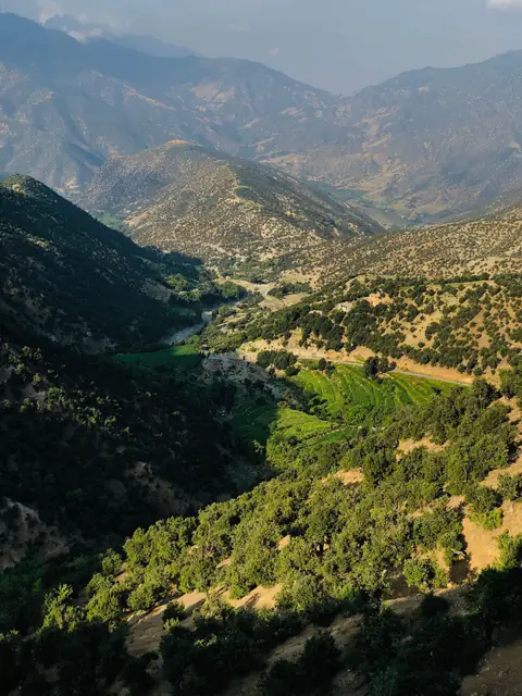 دره جنگلی کنر از بالا